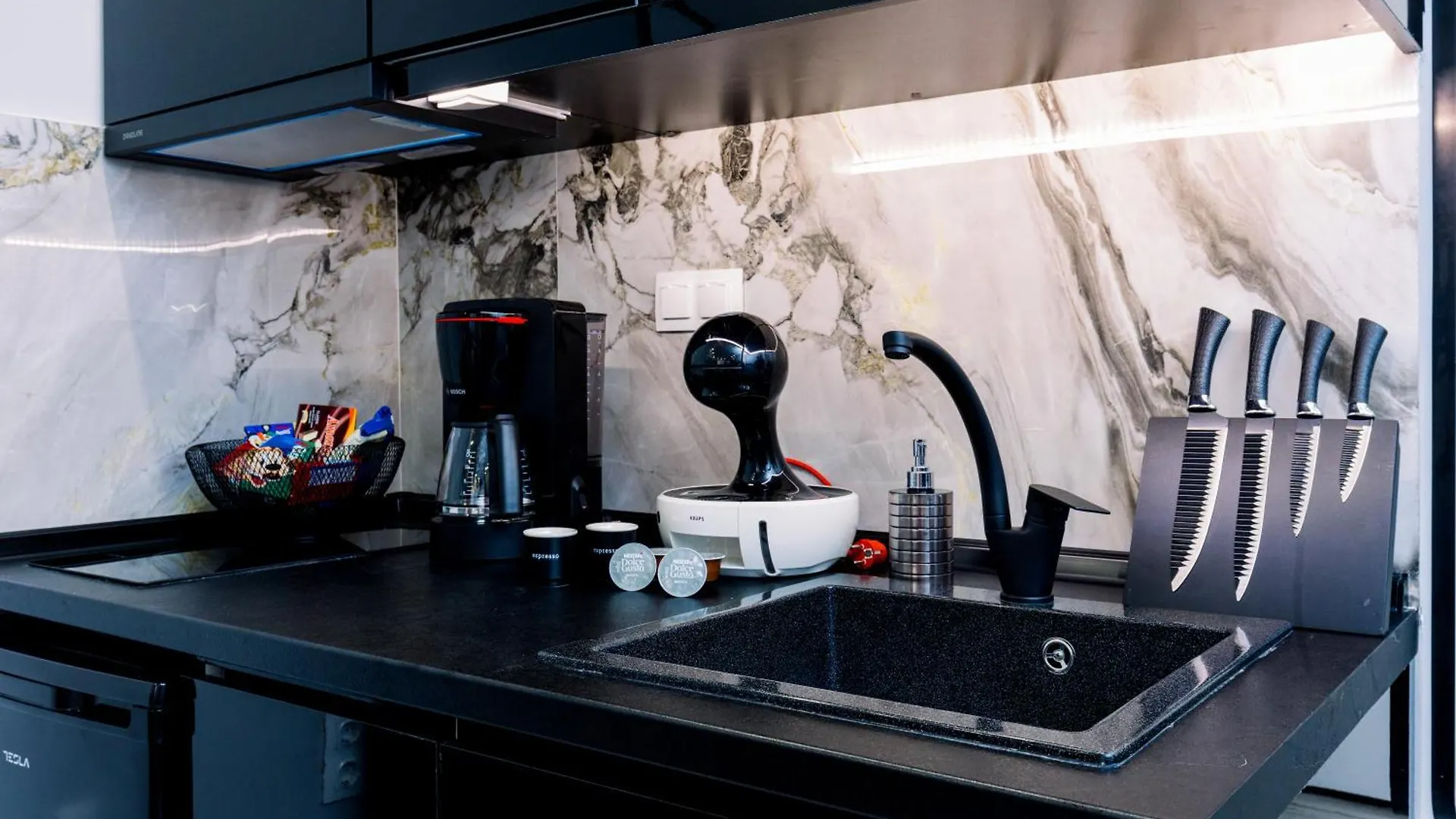 Luxury Downtown Apartment F1
